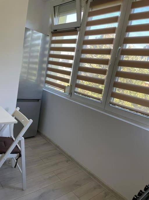 Appartamento Mav Bucarest Esterno foto